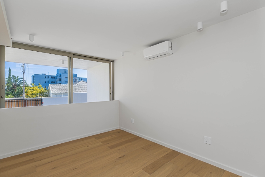 To Let 1 Bedroom Property for Rent in Bantry Bay Western Cape
